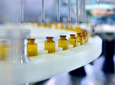 in gesprek met filiaalmanager Jennet van Lenthe